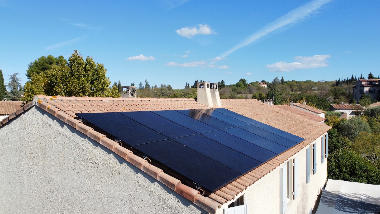 Logo de INGENUUS - Climatisation - Pompe à chaleur - Solaire - Photovoltaïques