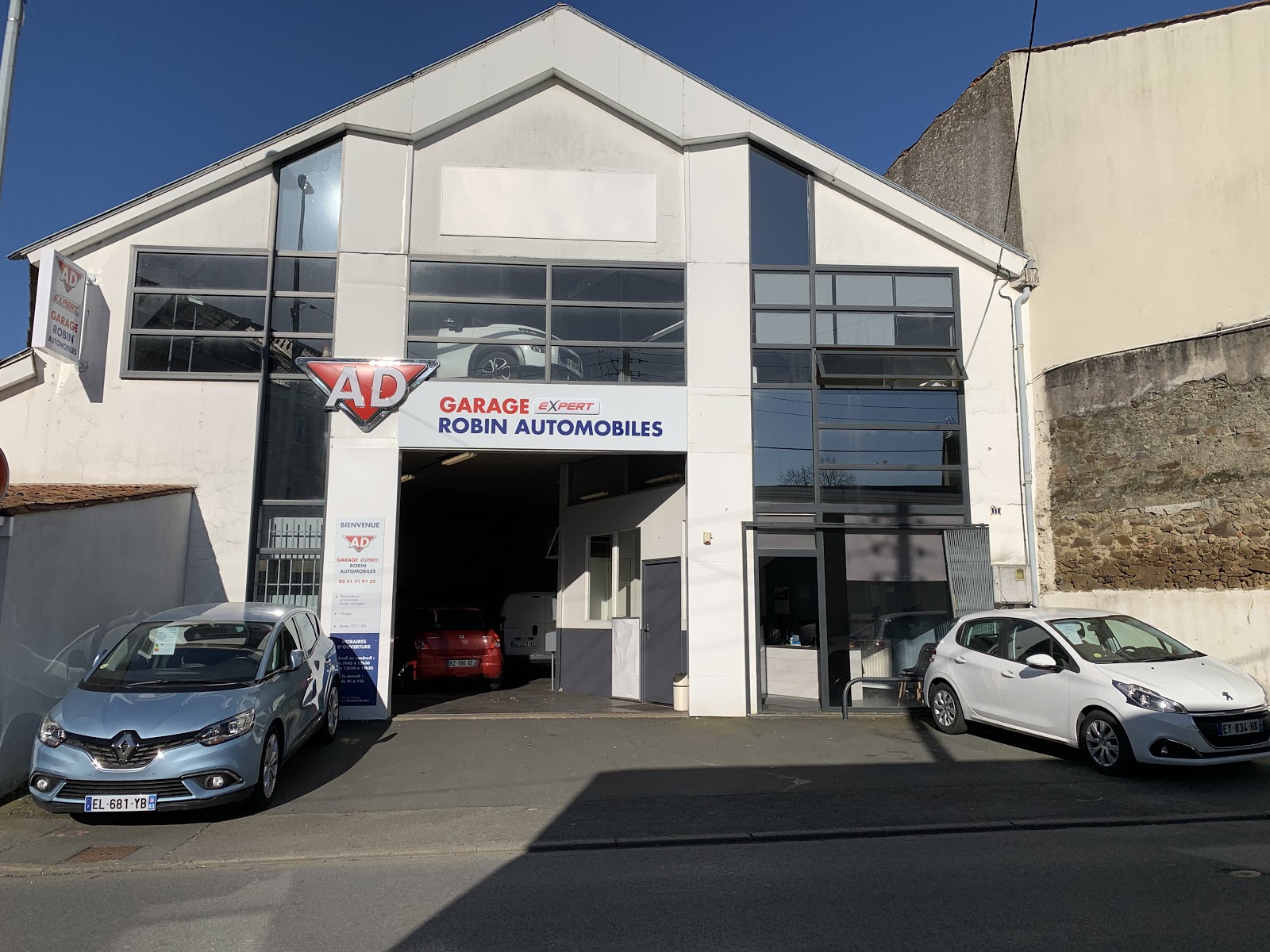 Logo de AD EXPERT - ROBIN AUTOMOBILES - Agence Cholet Centre