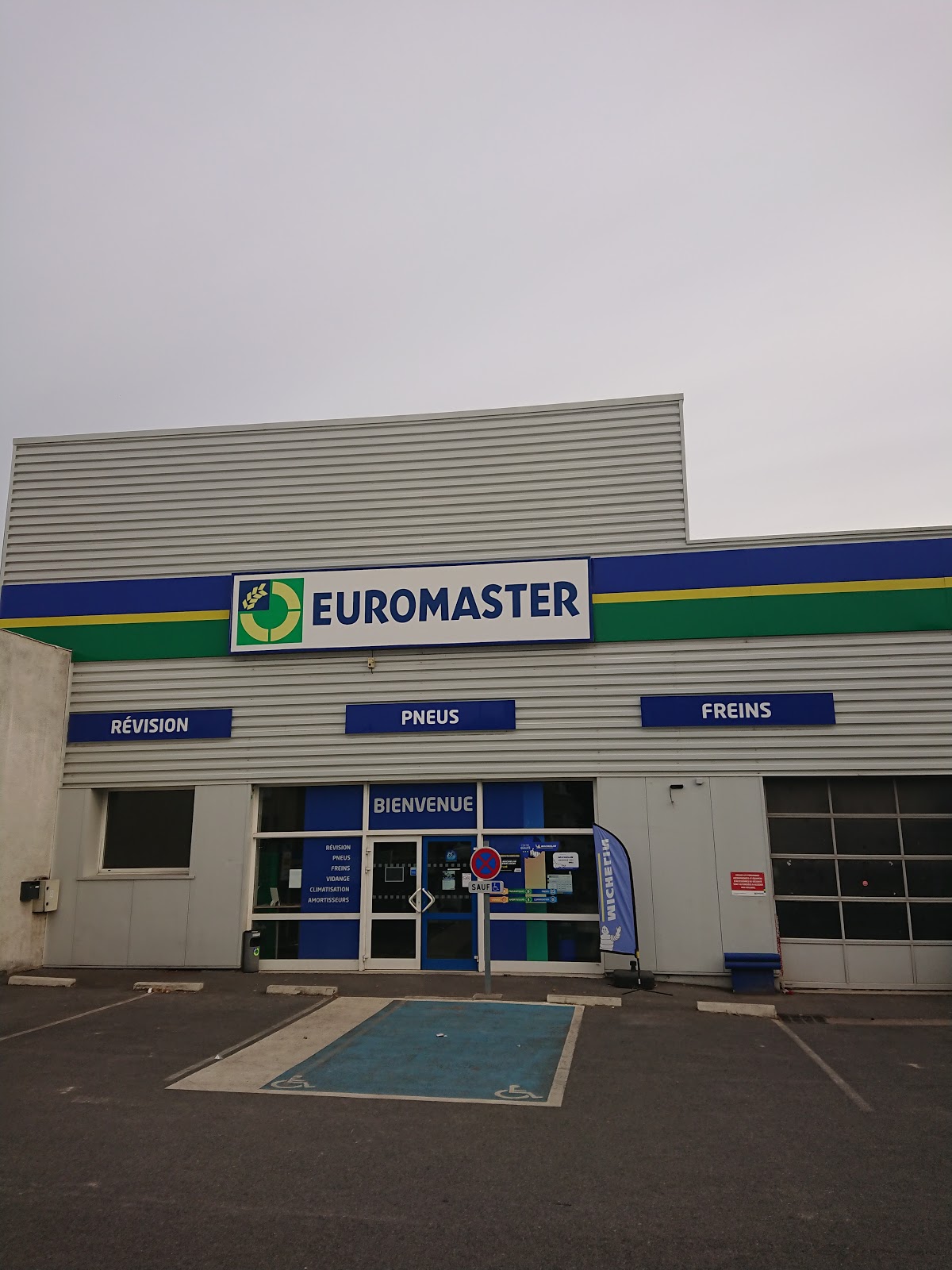 Logo de Euromaster