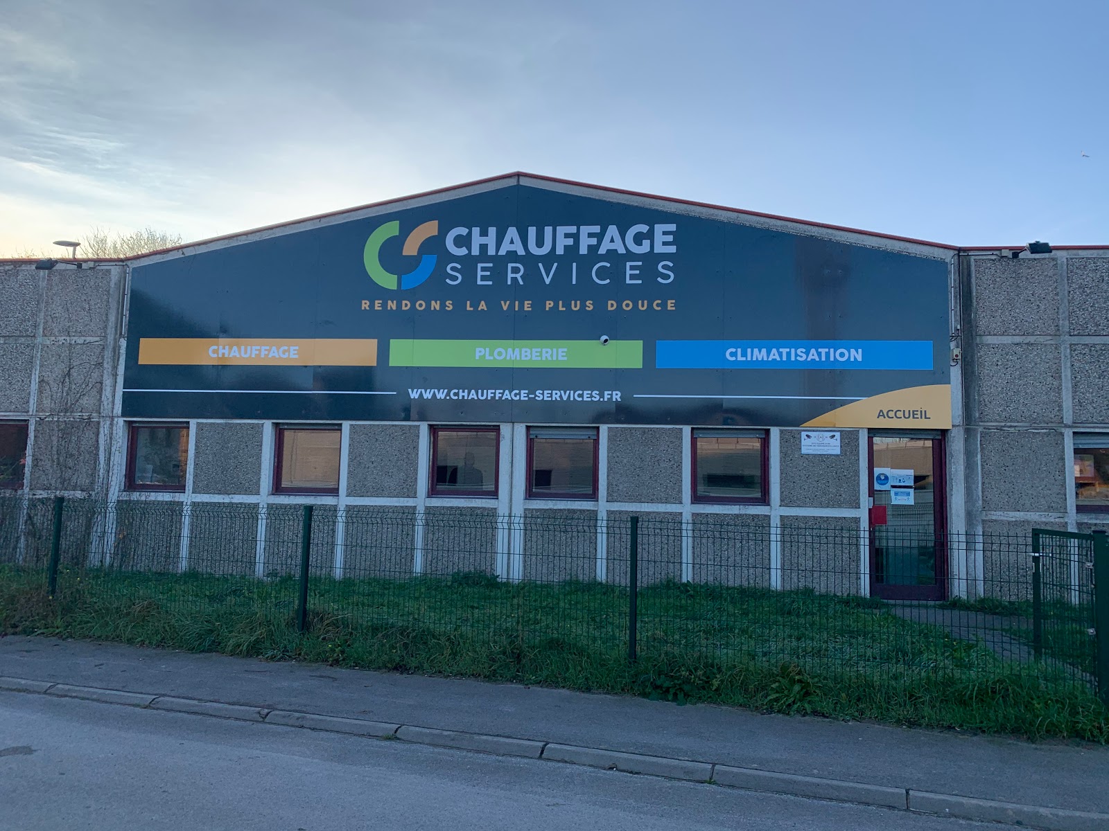 Logo de CHAUFFAGE SERVICES