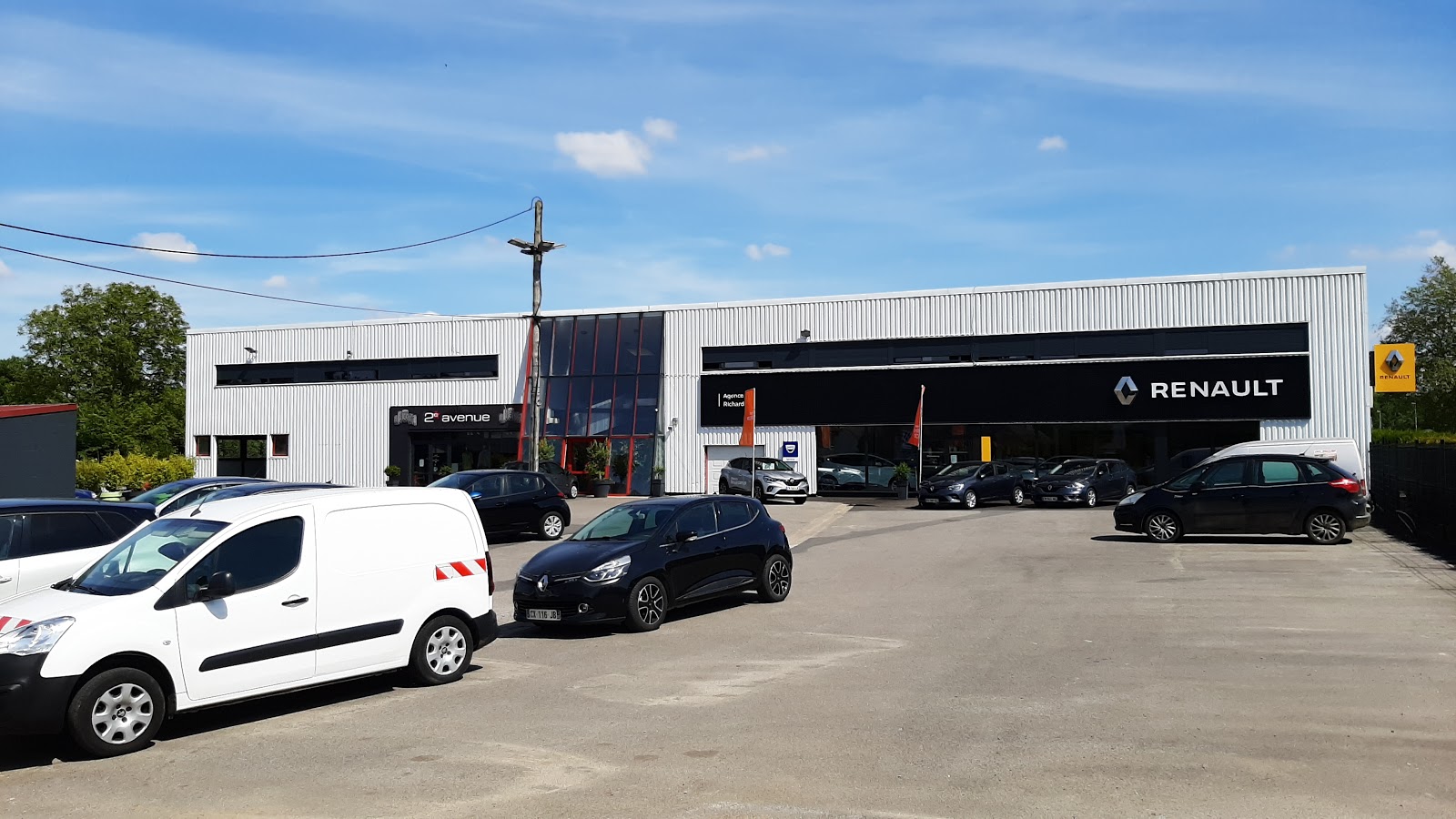 RENAULT OISEMONT AGENCE RICHARD