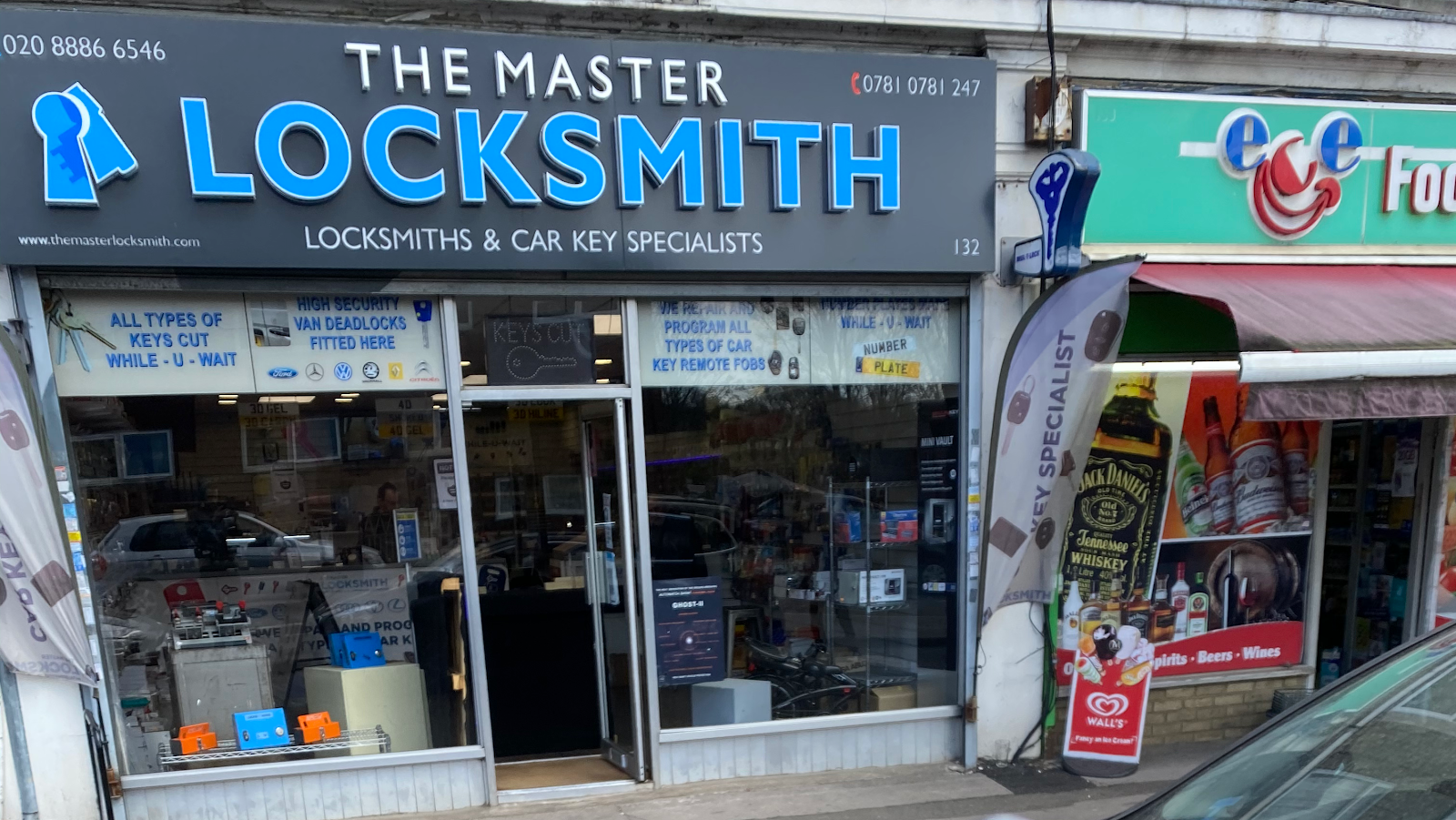 Logo de The Master Locksmith - Locksmiths & Car Key Specialists