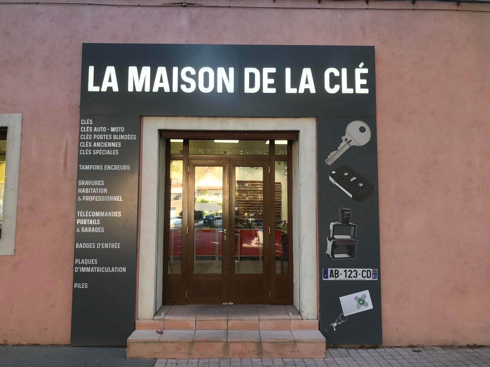 Logo de MAISON DE LA CLE