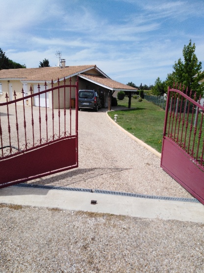 Logo de ASSISTANCE RENOV’ – VOTRE MENUISIER ET MIROITIER À BORDEAUX EN GIRONDE (33)