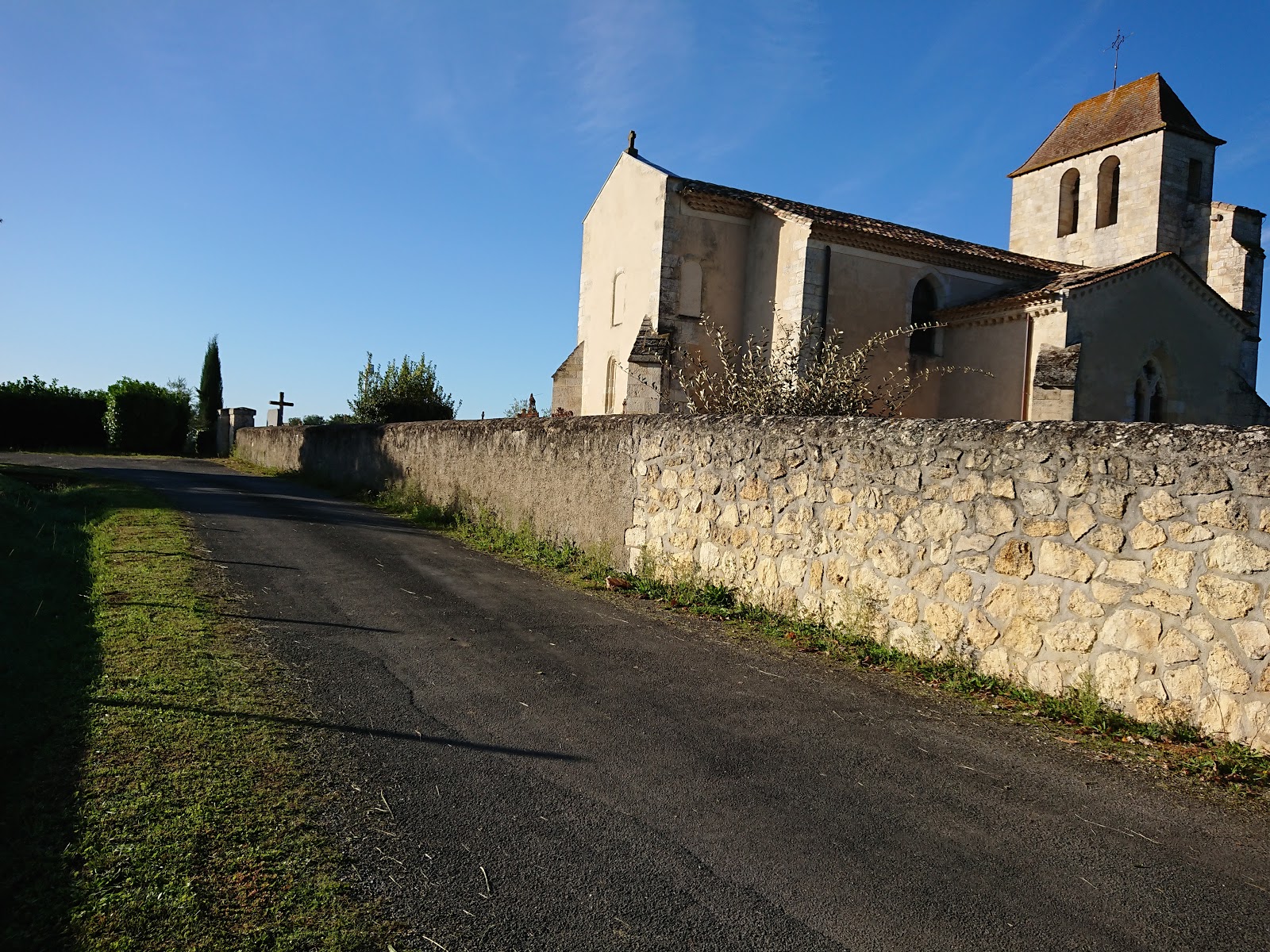 ASSISTANCE RENOV’ – VOTRE MENUISIER ET MIROITIER À BORDEAUX EN GIRONDE (33)