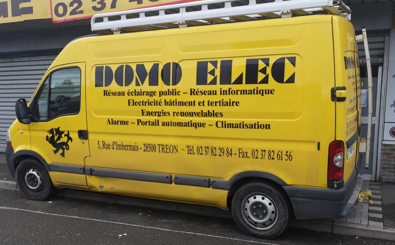 Logo de Domo Elec